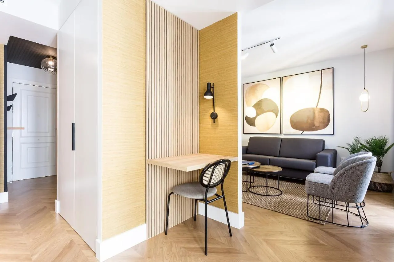 Eleven Real De La Carreteria, By Homing U Apartment Seville 0*,  Spain