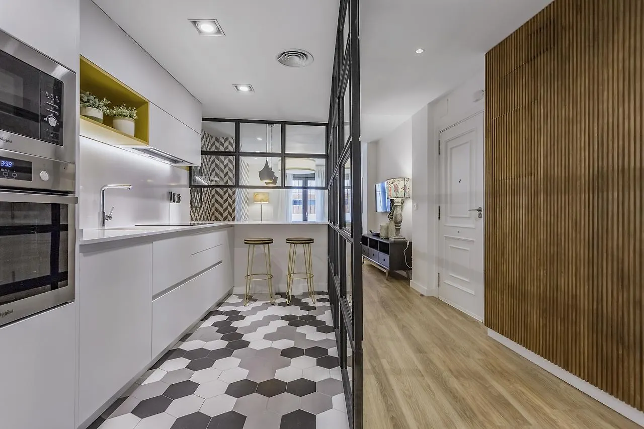 Eleven Real De La Carreteria, By Homing U Apartment Seville