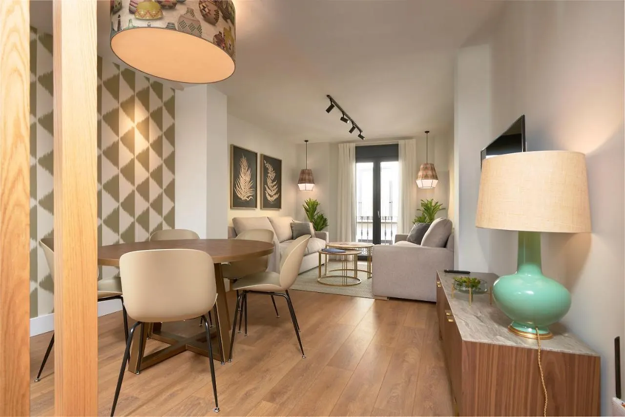 Eleven Real De La Carreteria, By Homing U Apartment Seville 0*,